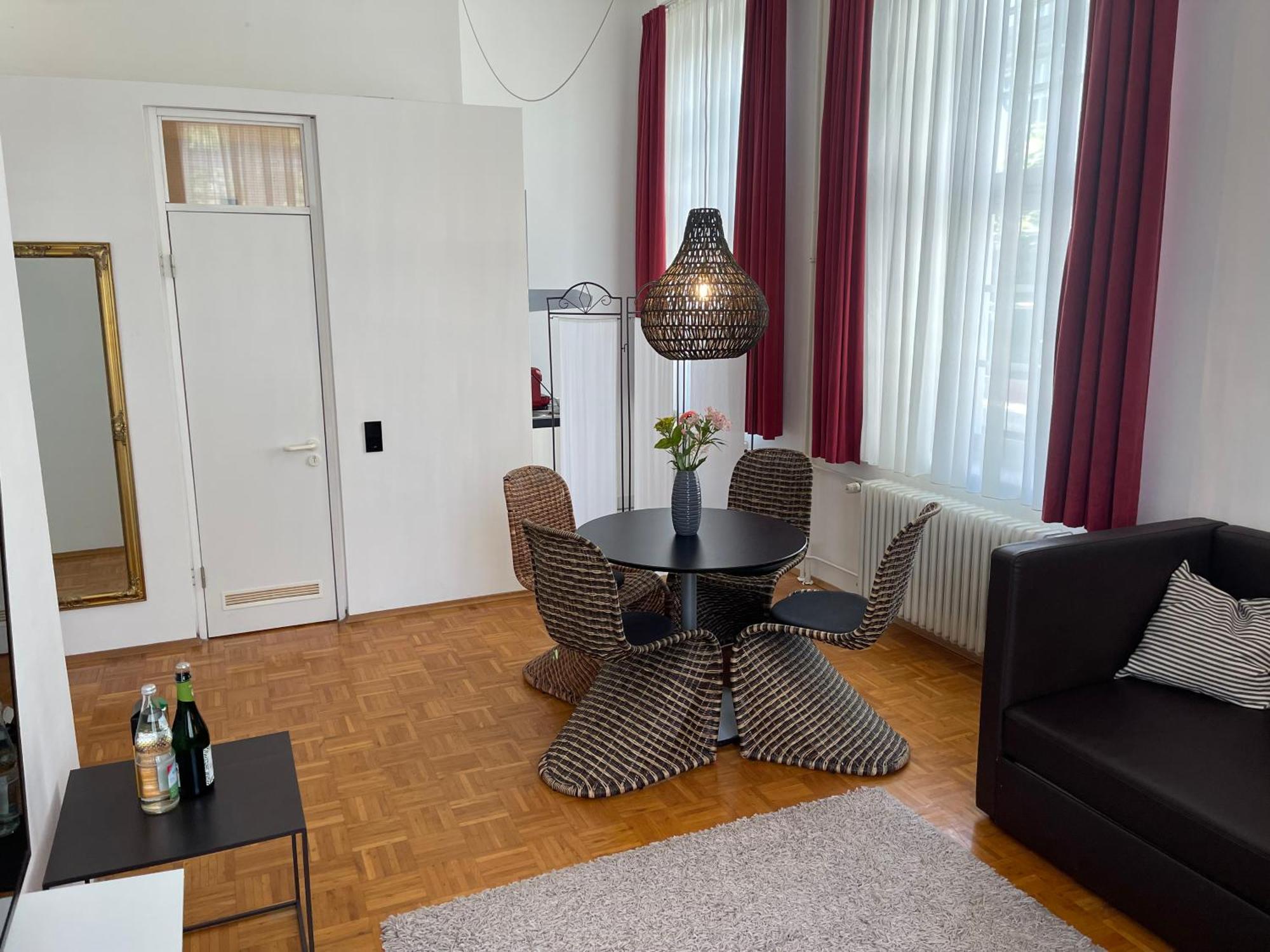 Whliving - Apartments & Studios In Costanza Esterno foto